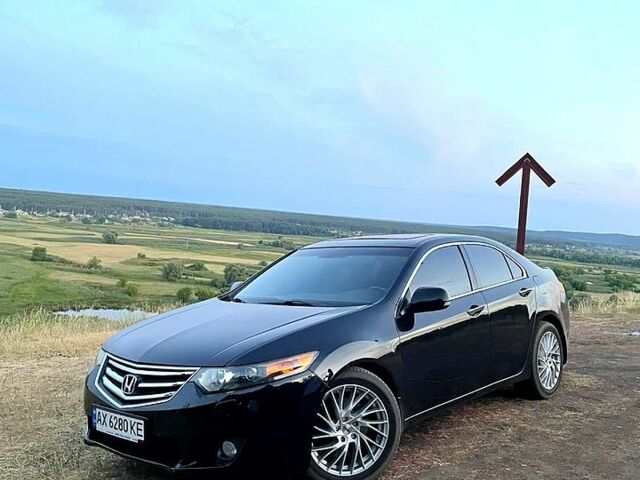 Черный Хонда Аккорд, объемом двигателя 2.4 л и пробегом 255 тыс. км за 9200 $, фото 2 на Automoto.ua