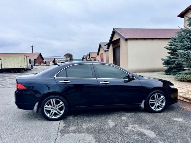 Черный Хонда Аккорд, объемом двигателя 2 л и пробегом 167 тыс. км за 8000 $, фото 12 на Automoto.ua