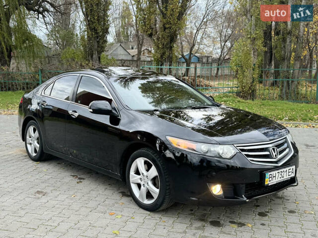 Черный Хонда Аккорд, объемом двигателя 2.35 л и пробегом 184 тыс. км за 9800 $, фото 6 на Automoto.ua