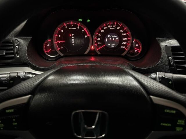 Черный Хонда Аккорд, объемом двигателя 2.4 л и пробегом 187 тыс. км за 9500 $, фото 16 на Automoto.ua