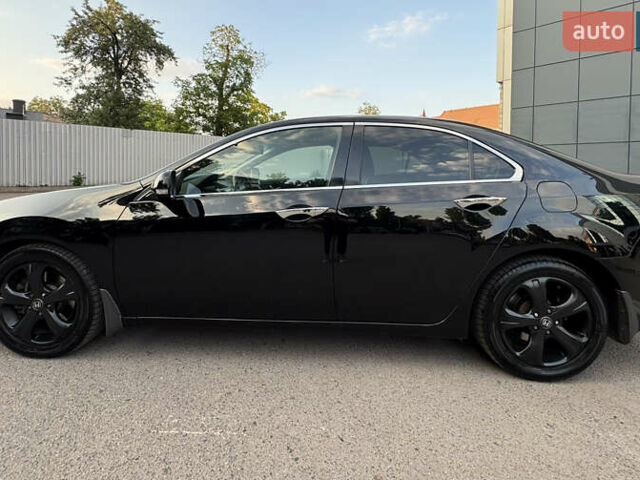 Чорний Хонда Аккорд, об'ємом двигуна 2.4 л та пробігом 235 тис. км за 12307 $, фото 20 на Automoto.ua