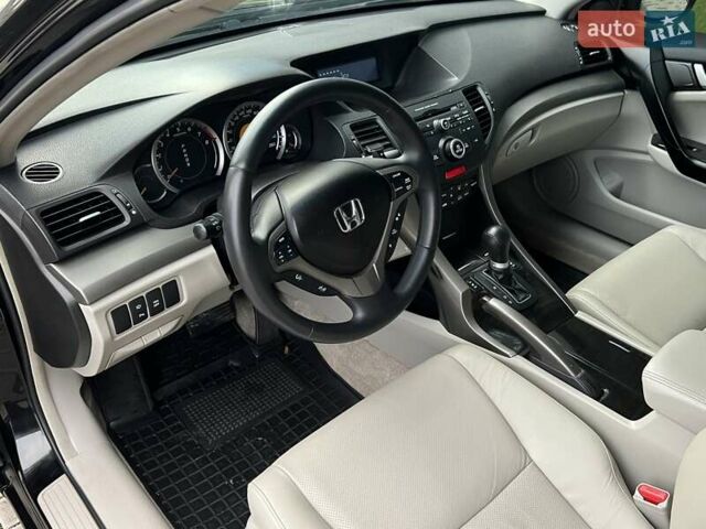 Черный Хонда Аккорд, объемом двигателя 2 л и пробегом 167 тыс. км за 9700 $, фото 11 на Automoto.ua