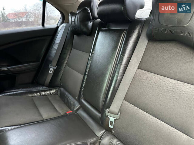 Чорний Хонда Аккорд, об'ємом двигуна 2.4 л та пробігом 205 тис. км за 7450 $, фото 22 на Automoto.ua