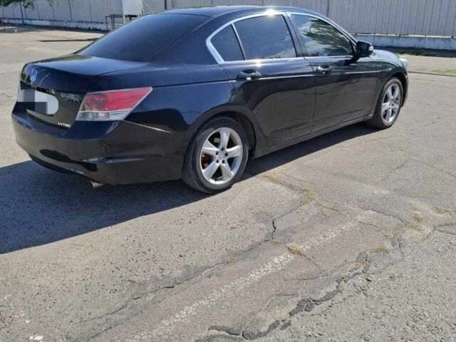 Черный Хонда Аккорд, объемом двигателя 2.4 л и пробегом 356 тыс. км за 7300 $, фото 7 на Automoto.ua