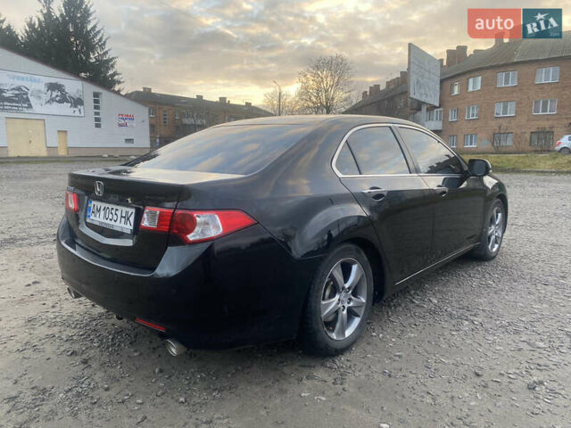 Чорний Хонда Аккорд, об'ємом двигуна 2.4 л та пробігом 244 тис. км за 9300 $, фото 3 на Automoto.ua