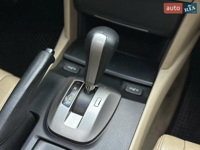 Чорний Хонда Аккорд, об'ємом двигуна 3.47 л та пробігом 280 тис. км за 7800 $, фото 15 на Automoto.ua