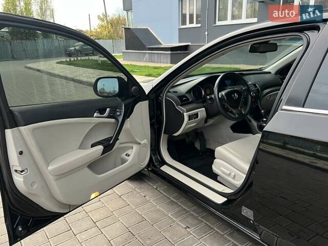 Черный Хонда Аккорд, объемом двигателя 2 л и пробегом 167 тыс. км за 9700 $, фото 14 на Automoto.ua