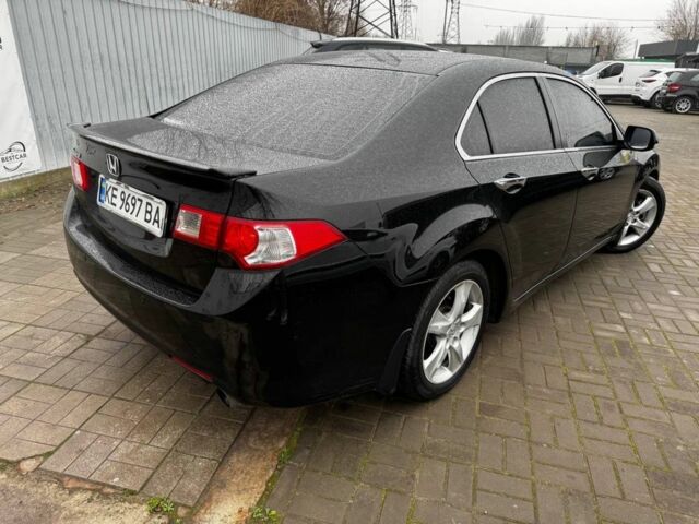 Чорний Хонда Аккорд, об'ємом двигуна 2.4 л та пробігом 209 тис. км за 8200 $, фото 3 на Automoto.ua