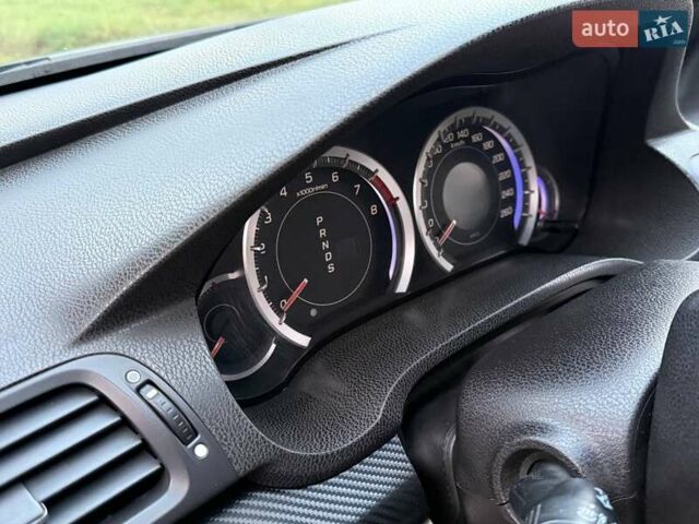 Черный Хонда Аккорд, объемом двигателя 2.4 л и пробегом 270 тыс. км за 8000 $, фото 15 на Automoto.ua