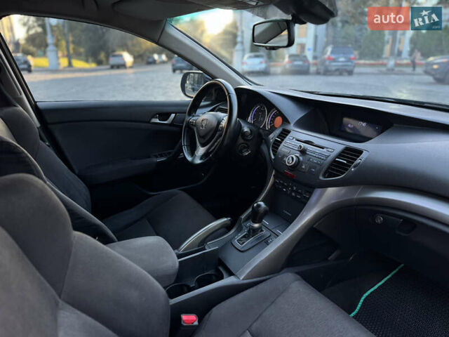 Чорний Хонда Аккорд, об'ємом двигуна 2 л та пробігом 208 тис. км за 10500 $, фото 10 на Automoto.ua