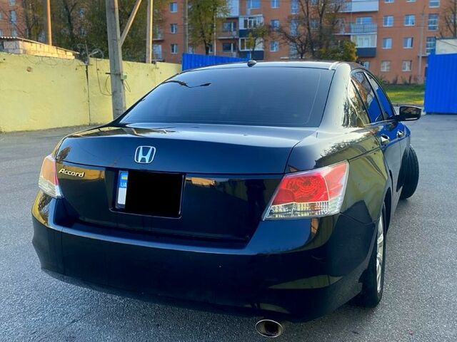 Черный Хонда Аккорд, объемом двигателя 2.4 л и пробегом 215 тыс. км за 6200 $, фото 5 на Automoto.ua