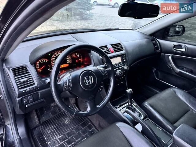 Черный Хонда Аккорд, объемом двигателя 2 л и пробегом 167 тыс. км за 8000 $, фото 22 на Automoto.ua
