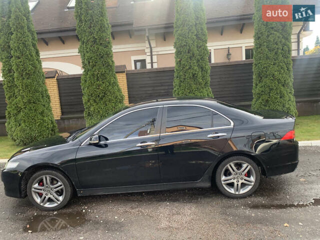 Черный Хонда Аккорд, объемом двигателя 2.2 л и пробегом 250 тыс. км за 8000 $, фото 2 на Automoto.ua