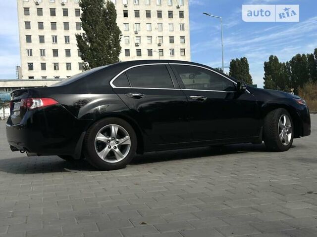 Черный Хонда Аккорд, объемом двигателя 2.4 л и пробегом 282 тыс. км за 10000 $, фото 10 на Automoto.ua