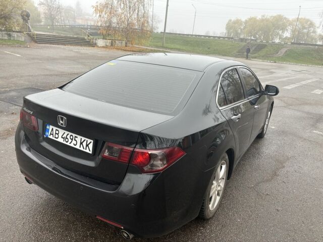 Черный Хонда Аккорд, объемом двигателя 2.4 л и пробегом 256 тыс. км за 9200 $, фото 6 на Automoto.ua