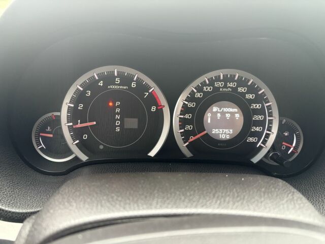 Черный Хонда Аккорд, объемом двигателя 2.4 л и пробегом 256 тыс. км за 9200 $, фото 19 на Automoto.ua