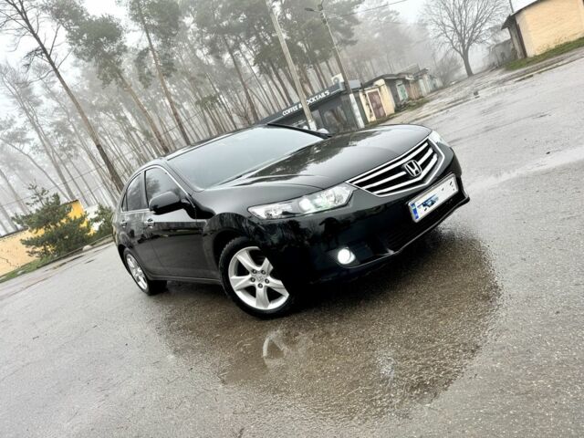 Черный Хонда Аккорд, объемом двигателя 2 л и пробегом 211 тыс. км за 9890 $, фото 6 на Automoto.ua