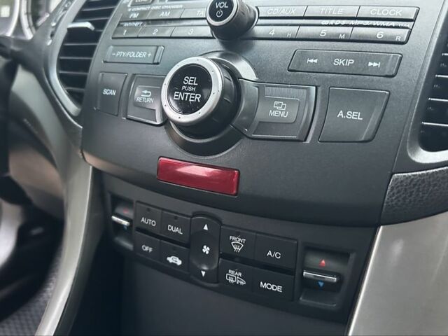 Хонда Аккорд 2009 в Киеве на Automoto.ua Черный Хонда Аккорд, объемом двигателя 2 л и пробегом 240 тыс. км за 8600 $, фото 17 на Automoto.ua