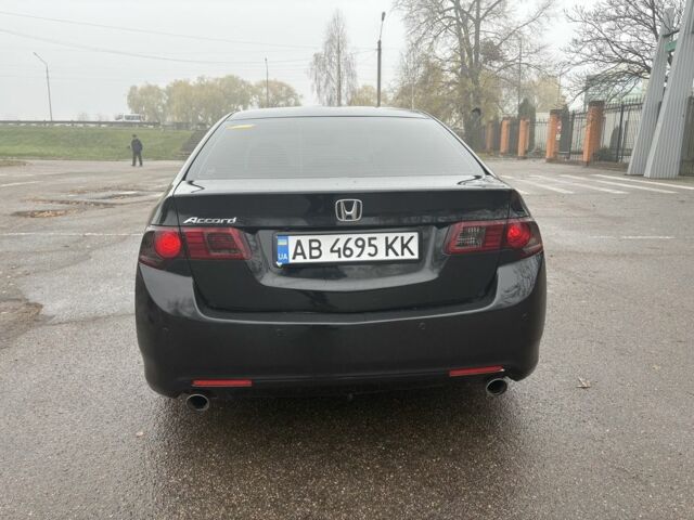 Черный Хонда Аккорд, объемом двигателя 2.4 л и пробегом 256 тыс. км за 9200 $, фото 7 на Automoto.ua
