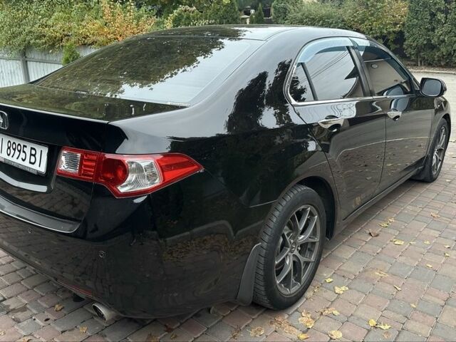 Хонда Аккорд 2009 в Киеве на Automoto.ua Черный Хонда Аккорд, объемом двигателя 2 л и пробегом 240 тыс. км за 8600 $, фото 4 на Automoto.ua