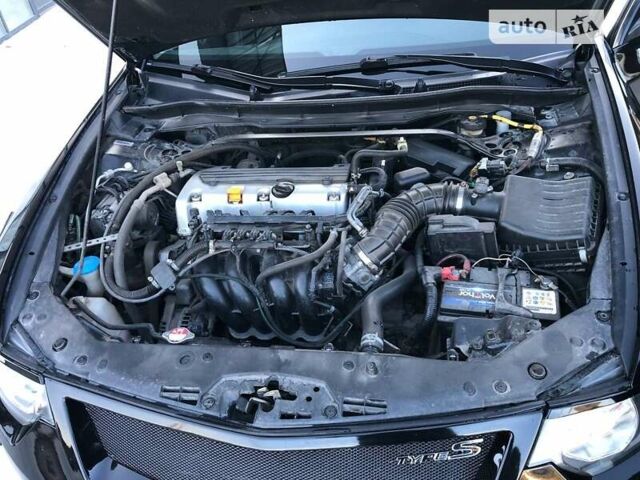 Черный Хонда Аккорд, объемом двигателя 2.4 л и пробегом 165 тыс. км за 10900 $, фото 24 на Automoto.ua