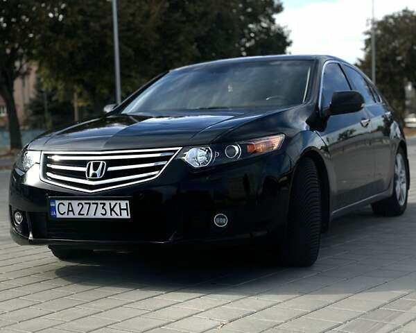 Черный Хонда Аккорд, объемом двигателя 2.4 л и пробегом 282 тыс. км за 10000 $, фото 2 на Automoto.ua