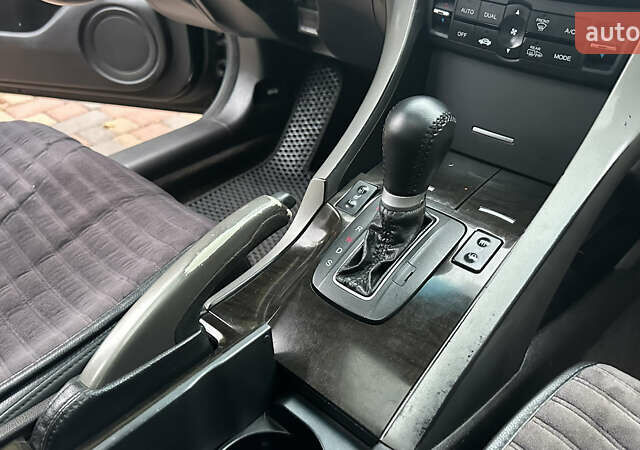 Хонда Аккорд 2009 в Киеве на Automoto.ua Черный Хонда Аккорд, объемом двигателя 2 л и пробегом 240 тыс. км за 8600 $, фото 28 на Automoto.ua