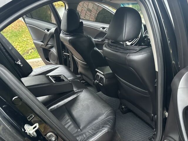 Хонда Аккорд 2009 в Киеве на Automoto.ua Черный Хонда Аккорд, объемом двигателя 2 л и пробегом 240 тыс. км за 8600 $, фото 13 на Automoto.ua