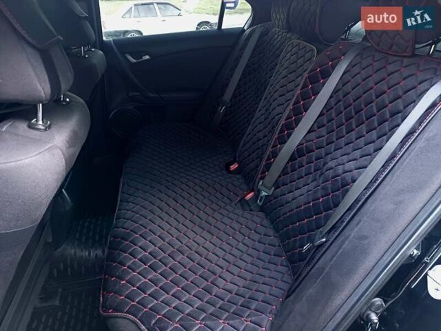 Черный Хонда Аккорд, объемом двигателя 2 л и пробегом 176 тыс. км за 10000 $, фото 13 на Automoto.ua