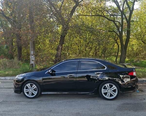 Черный Хонда Аккорд, объемом двигателя 2.4 л и пробегом 270 тыс. км за 11000 $, фото 8 на Automoto.ua