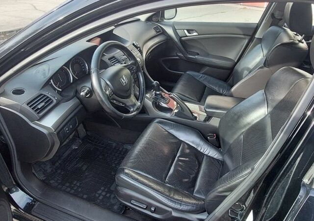 Чорний Хонда Аккорд, об'ємом двигуна 2.2 л та пробігом 253 тис. км за 7900 $, фото 4 на Automoto.ua