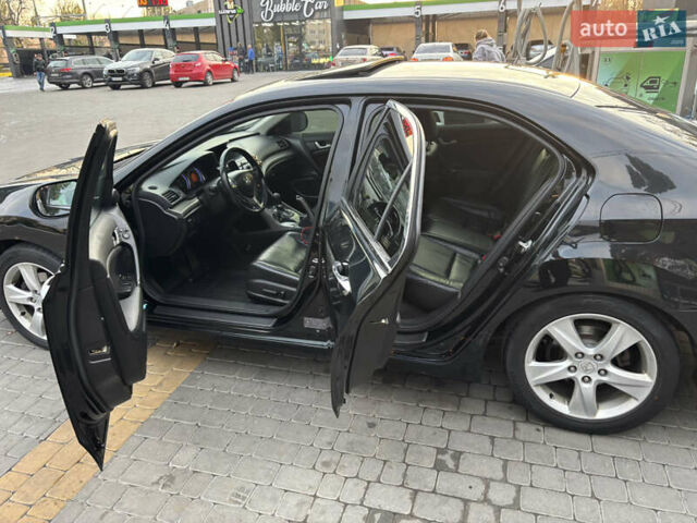 Черный Хонда Аккорд, объемом двигателя 2 л и пробегом 292 тыс. км за 8200 $, фото 11 на Automoto.ua