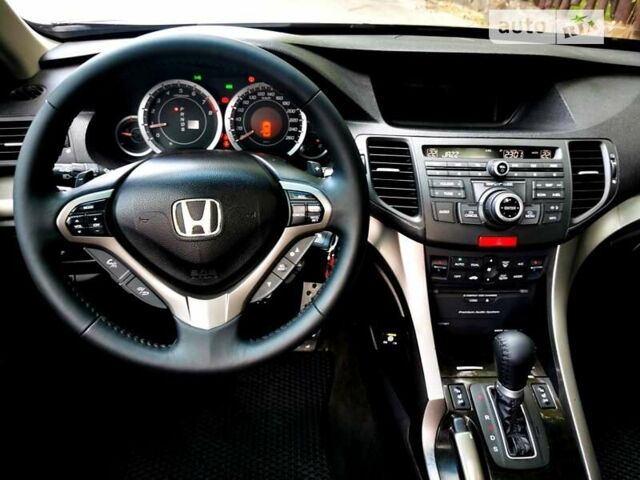 Чорний Хонда Аккорд, об'ємом двигуна 2.35 л та пробігом 173 тис. км за 10500 $, фото 20 на Automoto.ua