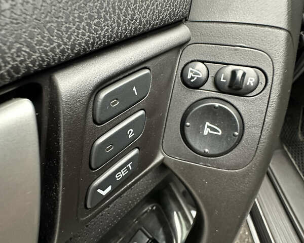 Черный Хонда Аккорд, объемом двигателя 2.4 л и пробегом 272 тыс. км за 9700 $, фото 3 на Automoto.ua