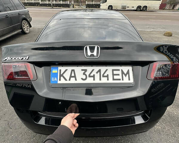 Черный Хонда Аккорд, объемом двигателя 2.4 л и пробегом 272 тыс. км за 9700 $, фото 12 на Automoto.ua