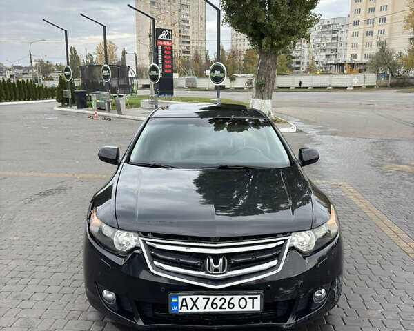 Черный Хонда Аккорд, объемом двигателя 2 л и пробегом 292 тыс. км за 8200 $, фото 2 на Automoto.ua