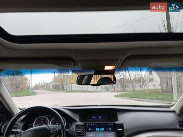 Чорний Хонда Аккорд, об'ємом двигуна 2.4 л та пробігом 195 тис. км за 13300 $, фото 1 на Automoto.ua