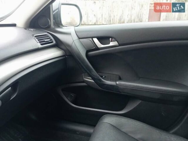 Чорний Хонда Аккорд, об'ємом двигуна 2.4 л та пробігом 195 тис. км за 13300 $, фото 26 на Automoto.ua