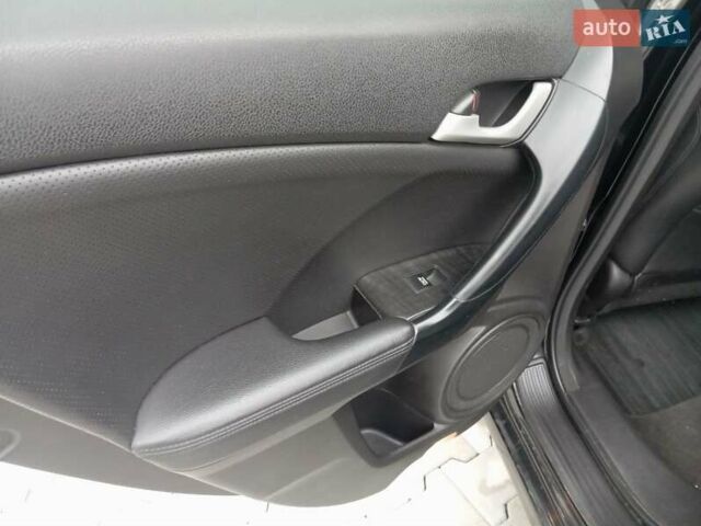 Чорний Хонда Аккорд, об'ємом двигуна 2.4 л та пробігом 195 тис. км за 13300 $, фото 21 на Automoto.ua