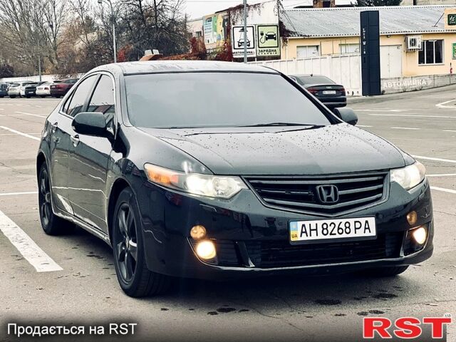 Черный Хонда Аккорд, объемом двигателя 2 л и пробегом 220 тыс. км за 7999 $, фото 1 на Automoto.ua