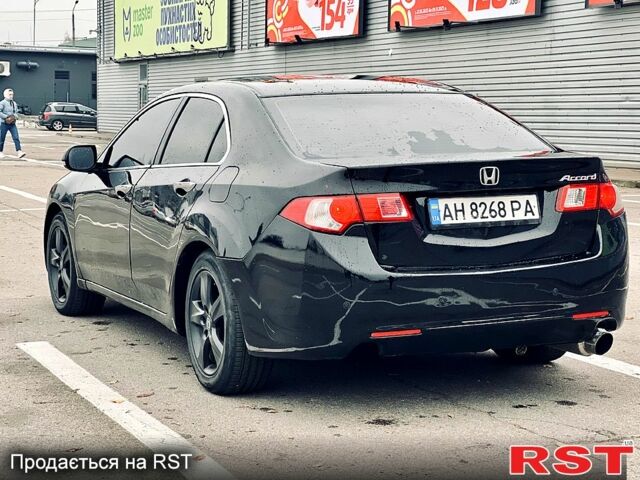 Черный Хонда Аккорд, объемом двигателя 2 л и пробегом 220 тыс. км за 7999 $, фото 3 на Automoto.ua
