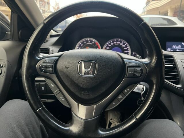 Черный Хонда Аккорд, объемом двигателя 2 л и пробегом 193 тыс. км за 11750 $, фото 19 на Automoto.ua