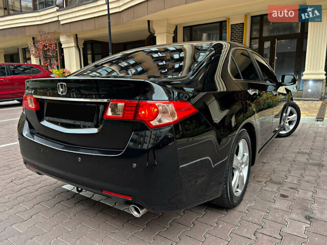 Чорний Хонда Аккорд, об'ємом двигуна 2 л та пробігом 196 тис. км за 11750 $, фото 27 на Automoto.ua