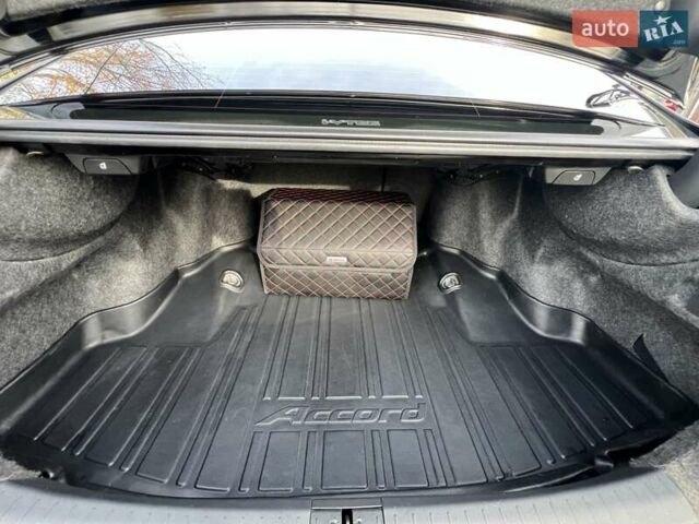 Черный Хонда Аккорд, объемом двигателя 2 л и пробегом 195 тыс. км за 10900 $, фото 45 на Automoto.ua