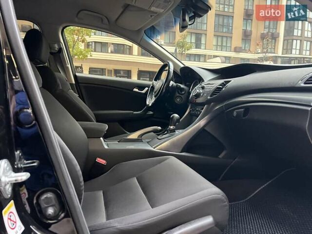 Чорний Хонда Аккорд, об'ємом двигуна 2 л та пробігом 196 тис. км за 11750 $, фото 49 на Automoto.ua