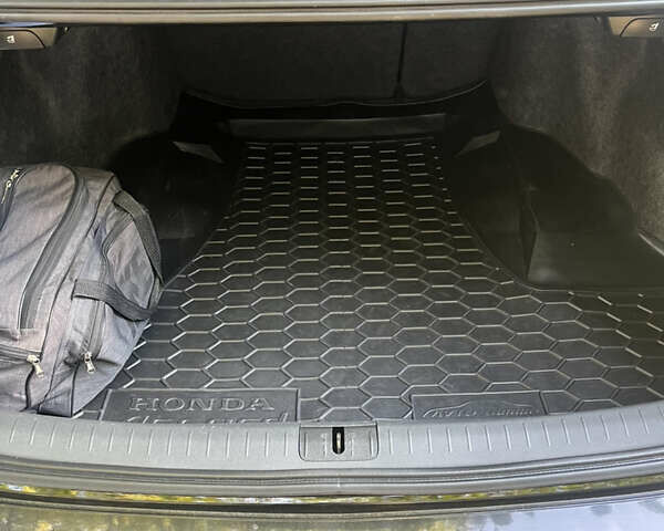 Черный Хонда Аккорд, объемом двигателя 2 л и пробегом 162 тыс. км за 10800 $, фото 23 на Automoto.ua