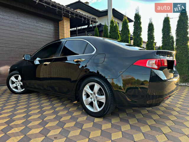 Черный Хонда Аккорд, объемом двигателя 2 л и пробегом 195 тыс. км за 10900 $, фото 6 на Automoto.ua