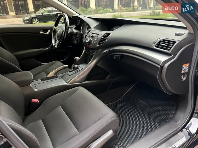 Чорний Хонда Аккорд, об'ємом двигуна 2 л та пробігом 196 тис. км за 11750 $, фото 45 на Automoto.ua