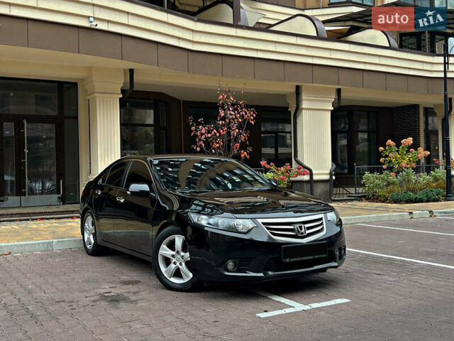 Чорний Хонда Аккорд, об'ємом двигуна 2 л та пробігом 196 тис. км за 11750 $, фото 18 на Automoto.ua