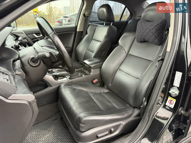 Чорний Хонда Аккорд, об'ємом двигуна 2.4 л та пробігом 177 тис. км за 10699 $, фото 13 на Automoto.ua